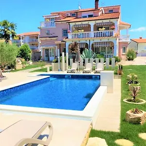 Engel , Porec Croazia